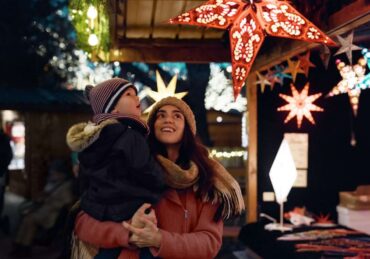 Save Money With This Free Holiday Gift Tracker Spreadsheet